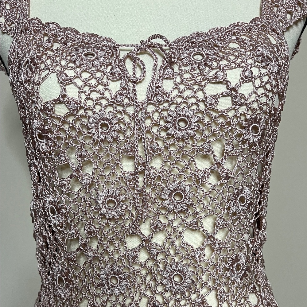 🌸🩷The Limited Crochet Lace Blouse in Light Purple - Picture 7 of 15
